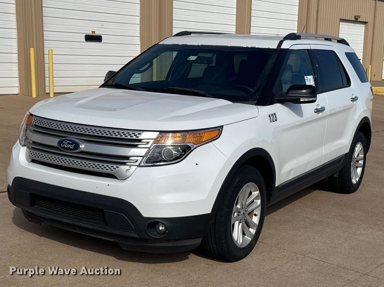 2014 Ford Explorer SUV - DR1045