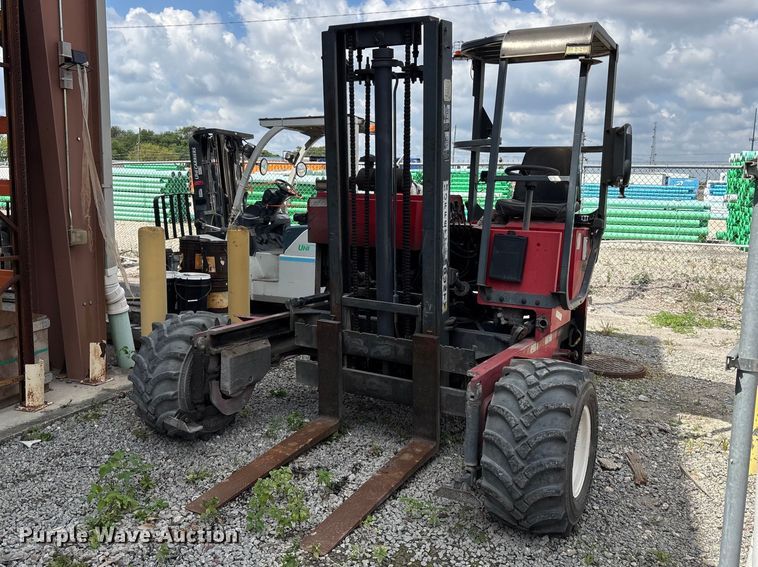 2003 Moffett M5500  - DU0450