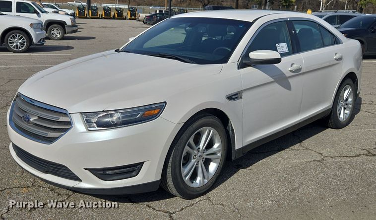 2017 Ford Taurus  - DU2716