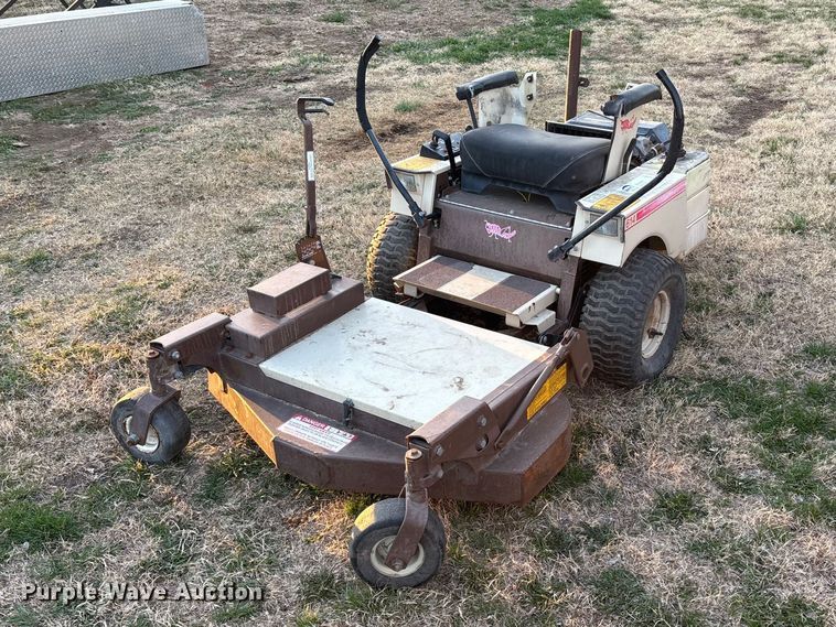 Grasshopper 614 ZTR lawn mower - EA4561