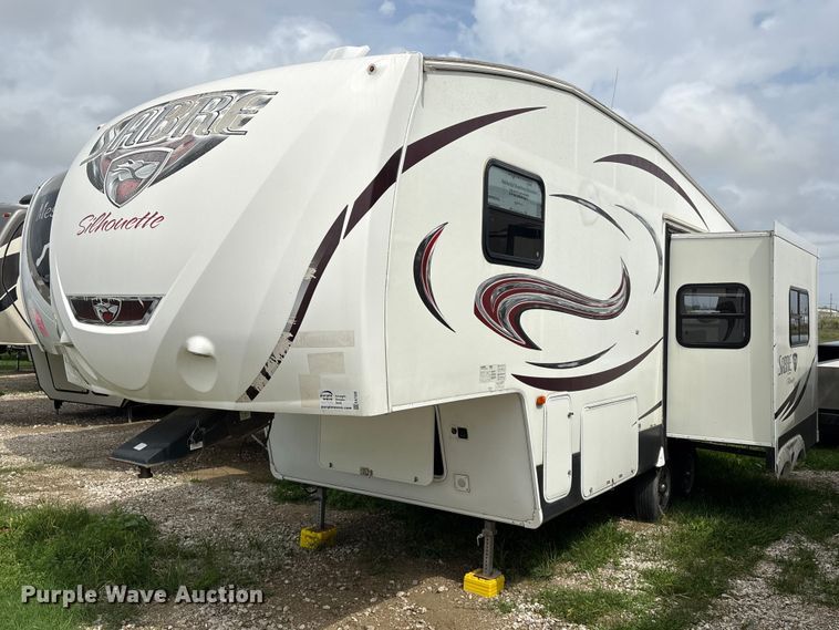 2014 Sabre Forest River 250RLUD camper - EA7209