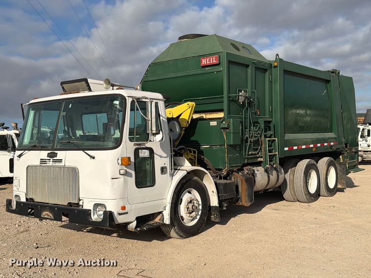 2005 Autocar Xpeditor refuse truck - ED5191