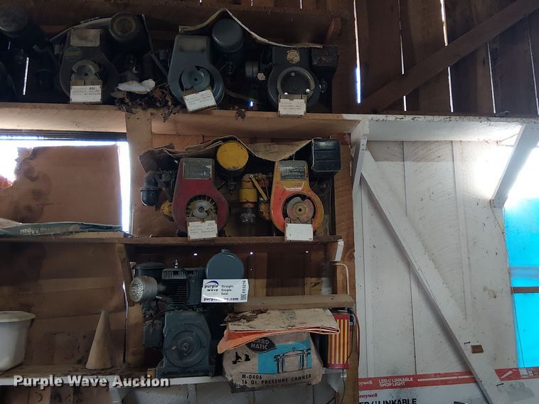 (5) Wisconsin air cooled engines - EE5216