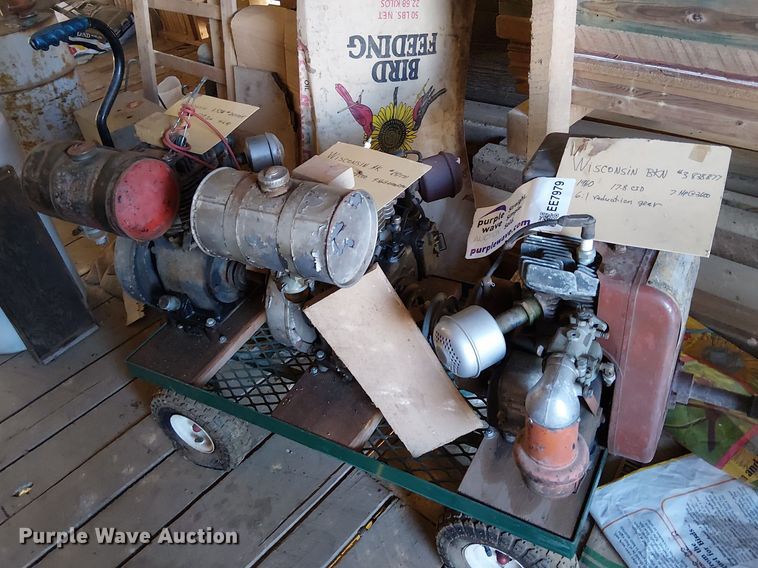 (3) Wisconsin air cooled engines - EE7979