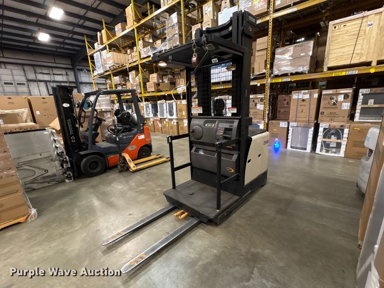 2018 Crown SP3520-30 order picker - EF1024