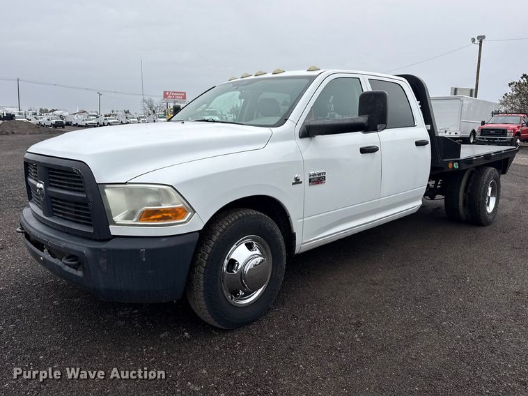 2012 Dodge Ram 3500 Crew Cab flatbed pickup truck - EG2164