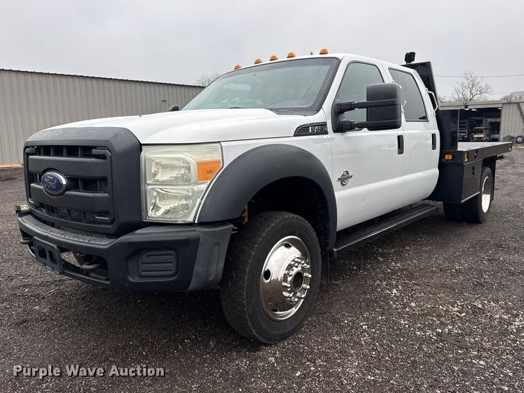 2015 Ford F450 Super Duty Crew Cab flatbed truck - EG8848