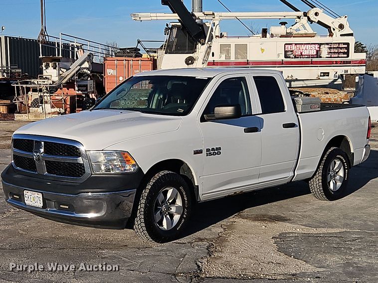 2016 RAM 1500 Ext. Cab pickup truck - EO7146