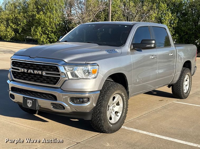 2022 RAM 1500 Crew Cab pickup truck - ES5805
