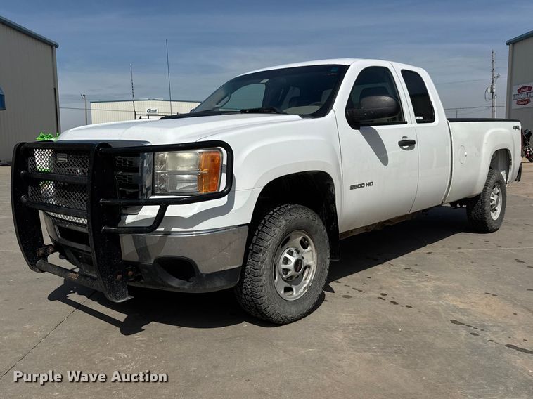 2011 GMC Sierra 2500HD Ext. Cab pickup truck - ET1728