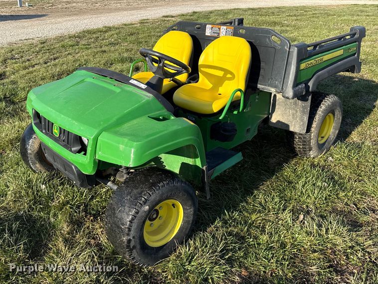 2016 John Deere Gator TX 4x2 utility vehicle - EV7630