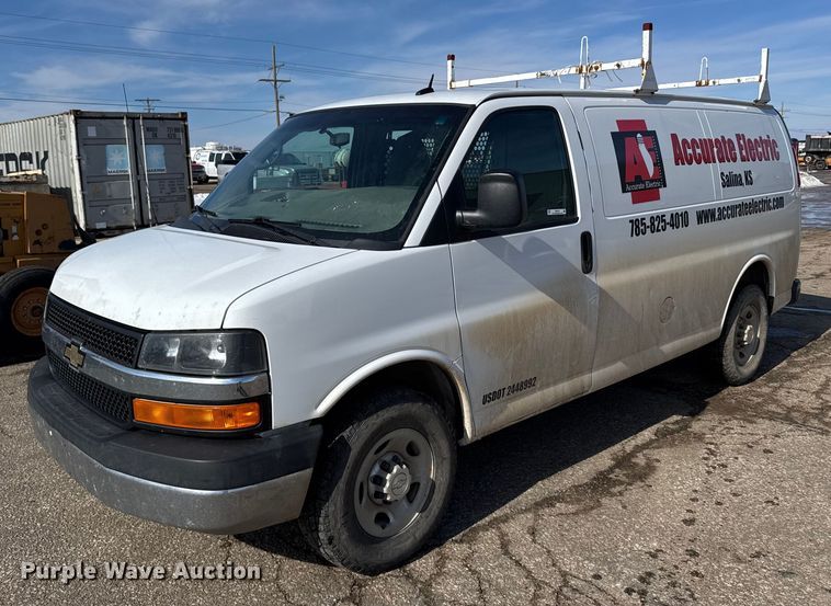 2015 Chevrolet Express 2500 van - FB0723