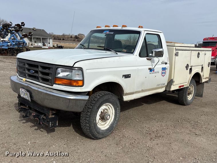 1993 Ford F350 XL utility bed pickup truck - FB3598