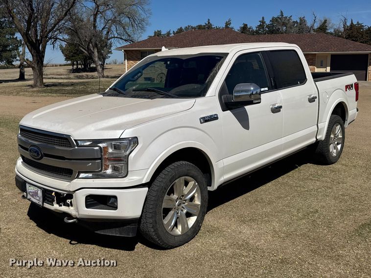2018 Ford F150 Platinum Crew Cab pickup truck - FB7088