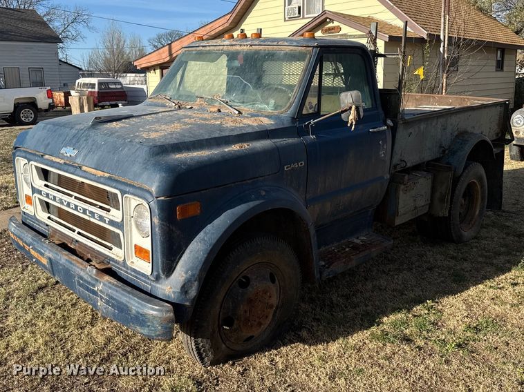 1969 Chevrolet C/40 flatbed truck - FB7093