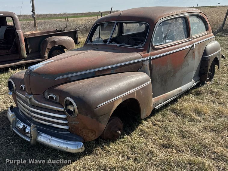 1946 Ford Super deluxe coupe - FB7099