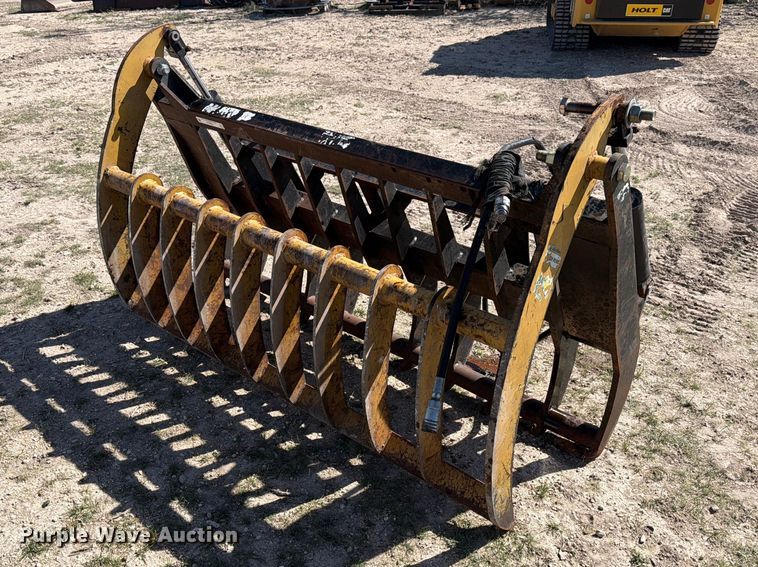 Armstrong Ag skid steer grapple - FB8020