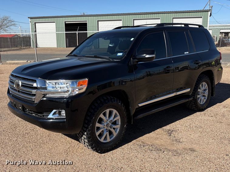 2016 Toyota Land Cruiser SUV - FC2114