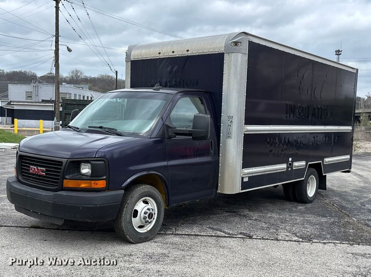 2016 GMC Savana 3500 box truck - FC4539