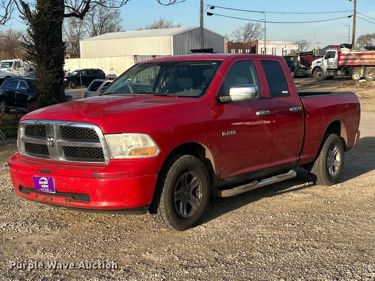 2010 Dodge Ram 1500 Ext. Cab pickup truck - FC5252