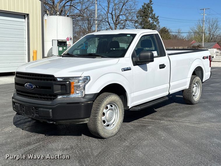 2019 Ford F150 pickup truck - FG0212