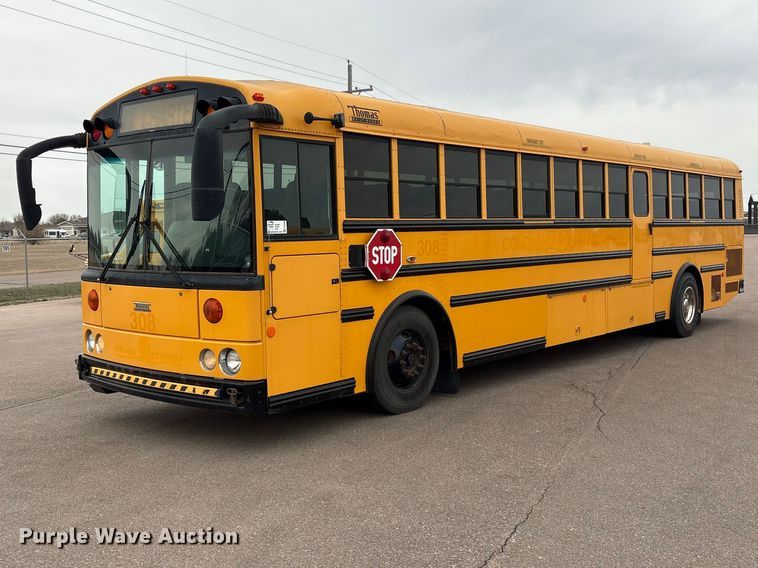 2014 Thomas Built HDX school bus - FG2808