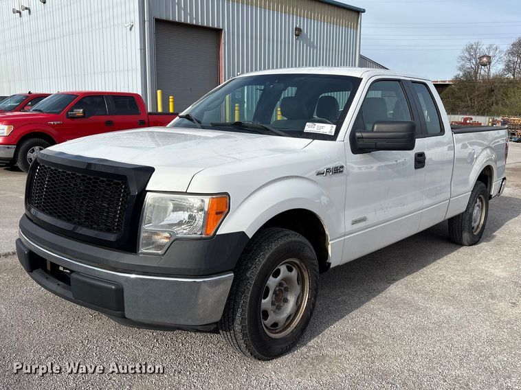 2013 Ford F150 Ext. Cab pickup truck - FK1287