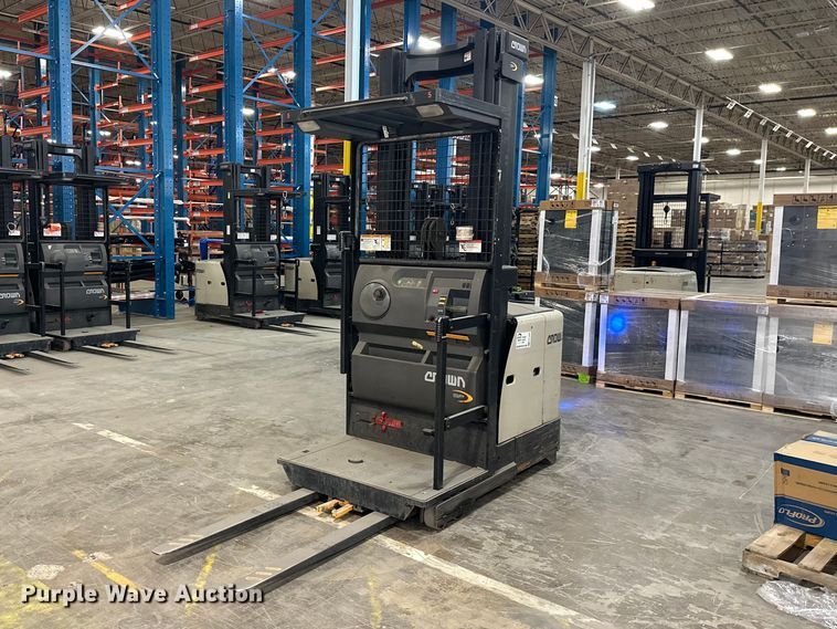 2018 Crown SP3520-30 order picker - FK1809