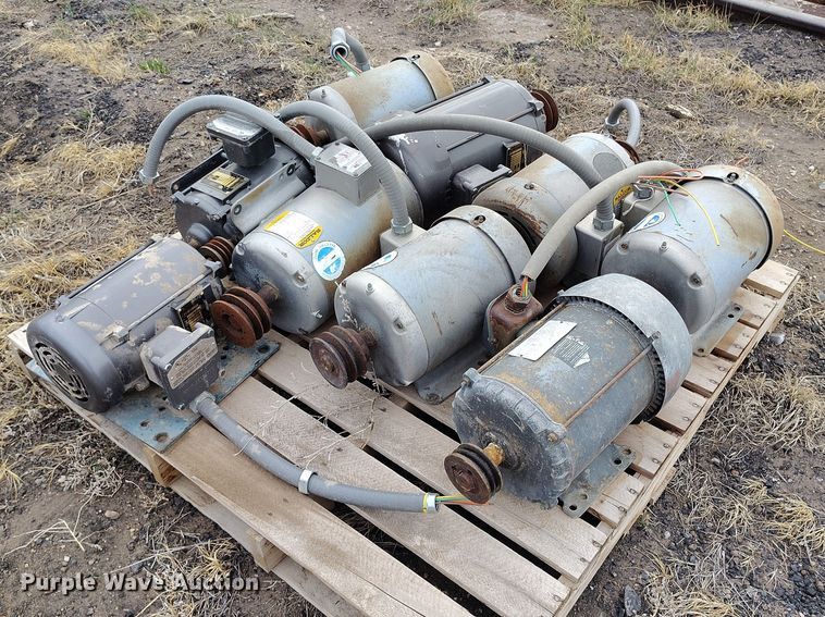 (9) electric motors - IH9489