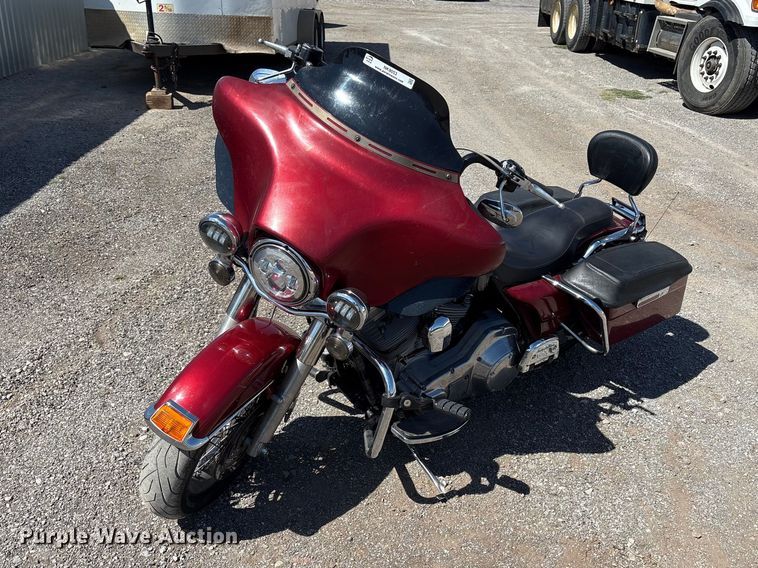 2006 Harley Davidson Electra Glide motorcycle - NK9053