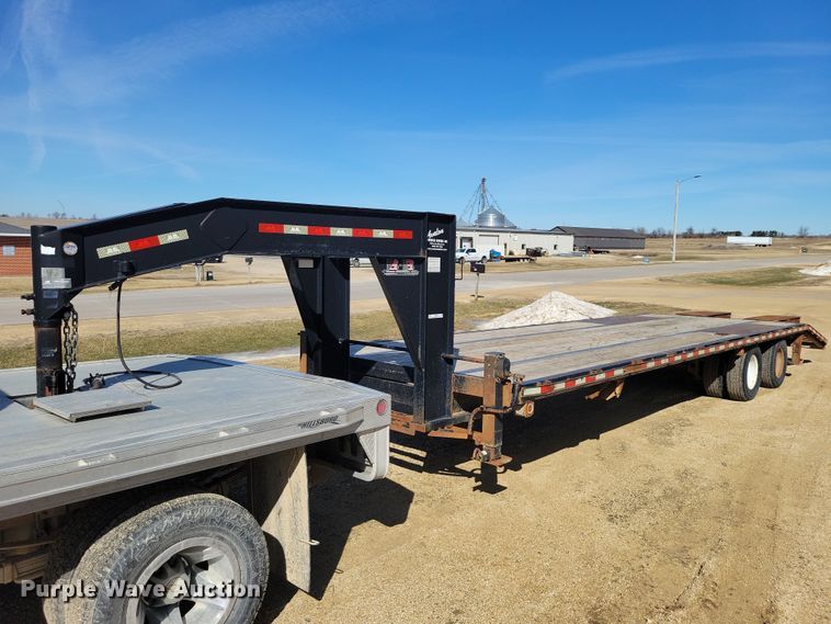 2013 Behnke equipment trailer - NK9915
