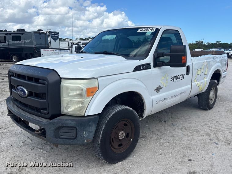 2015 Ford F250 Super Duty pickup truck - YA2928