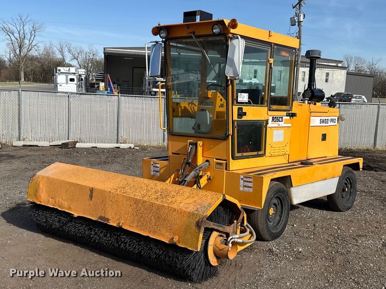 Rosco 4930 broom - DR1008