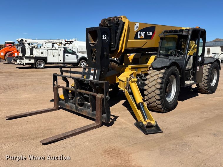 2007 Caterpillar TL1255 telehandler - DW1281