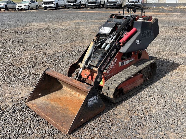 2017 Morbark Boxer 320 compact utility loader - EC8290