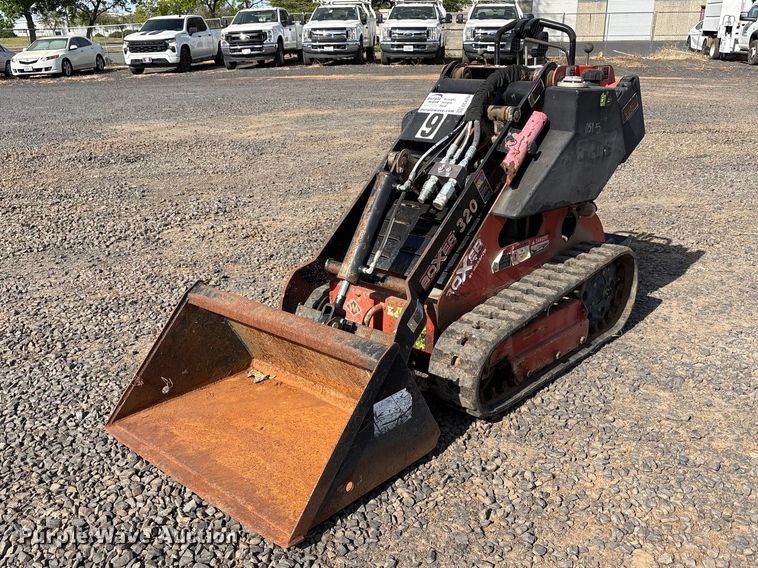 2017 MorBark Boxer 320 compact utility loader - EC8298