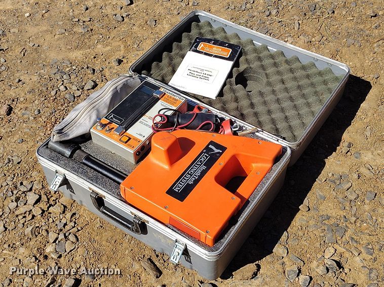 HealthTech LS-990 locator - EC8330