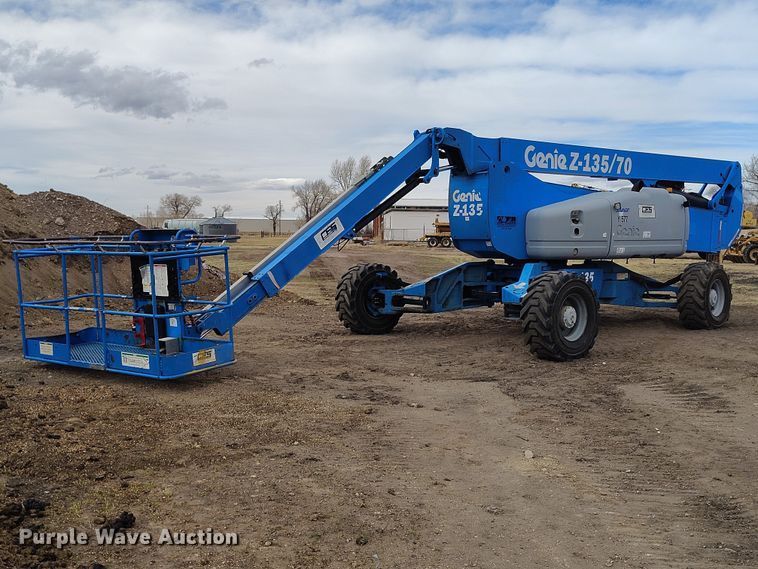 2006 Genie Z-135 boom lift - EC8973