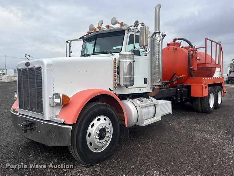2007 Peterbilt 357 tank truck - EG8841