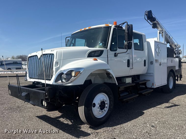 2011 International  7500 utility / service truck - EG8892