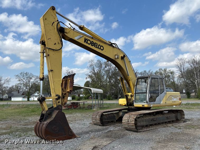 Kobelco SK220LC excavator - EM0063