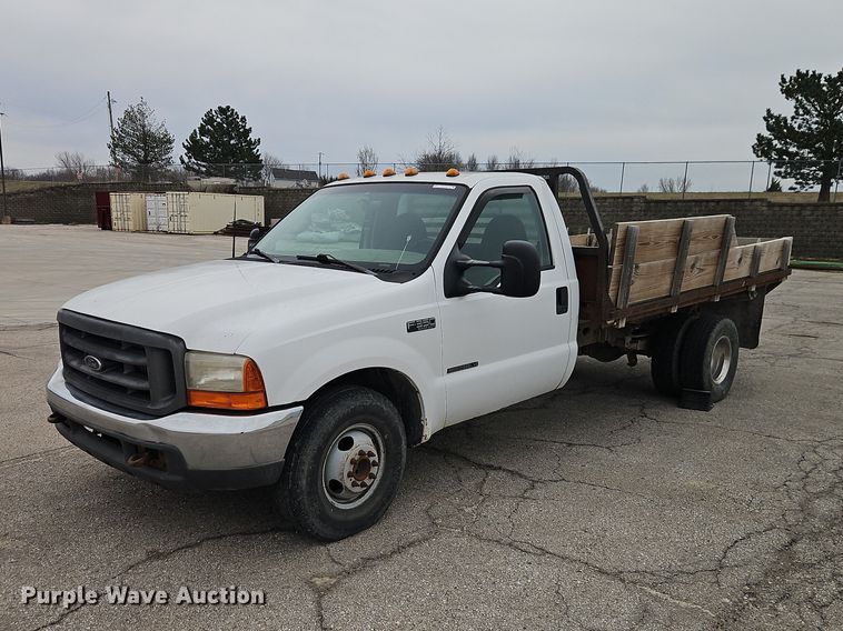 2000 Ford F350 dump flatbed pickup truck - EO7155