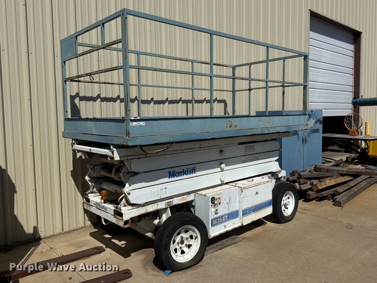 Mark M25ET scissor lift - ET1807