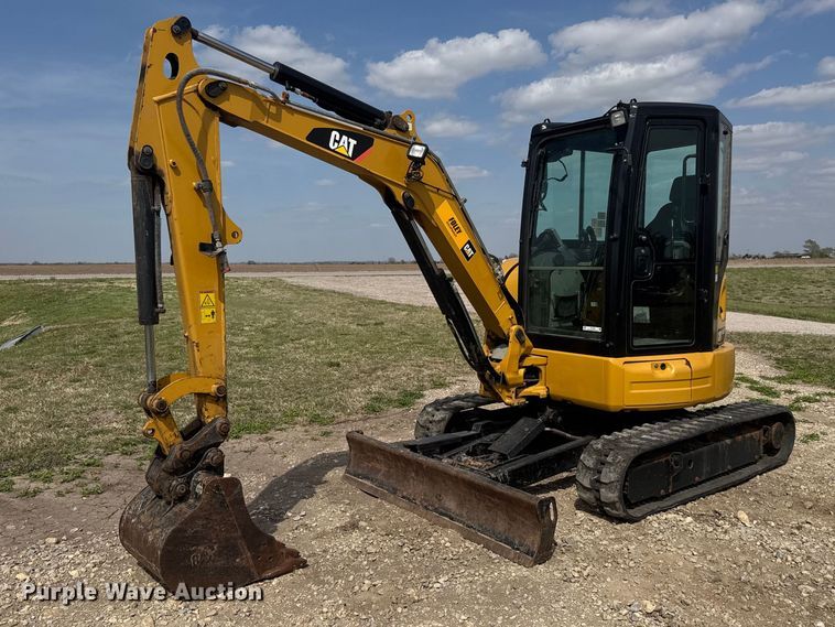 2015 Caterpillar 303.5E2 CR mini excavator - ET1848