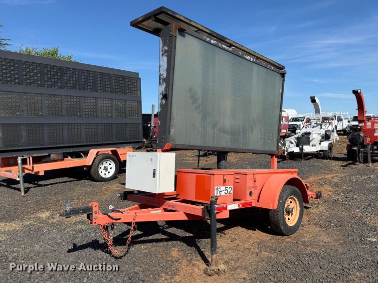 2011 WANCO Mini Matrix message board trailer - EU8633