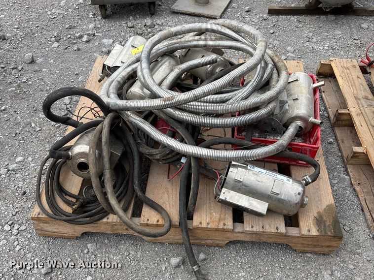 (8) Hilton cordless propane engine heaters - EV2034