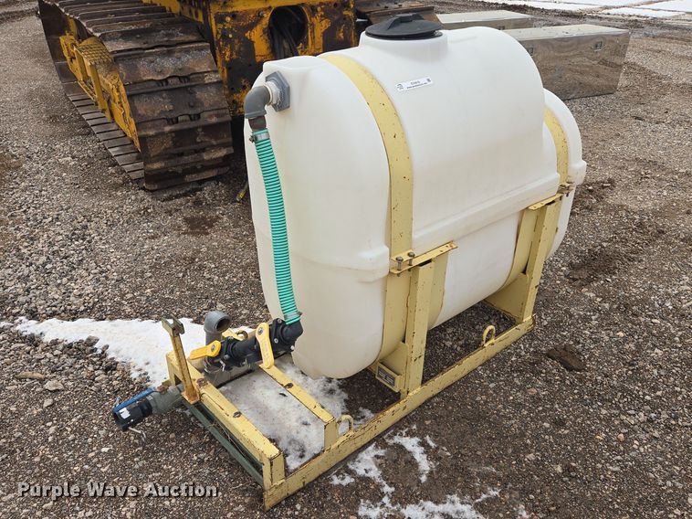 Fluid mixing tank - EV5618