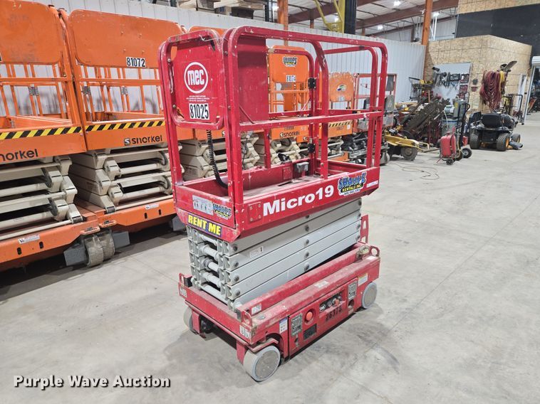 2018 MEC Micro 19 scissor lift - EV5649