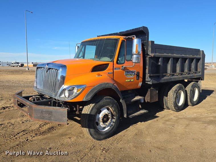 2008 International 7400 dump truck - EV5654