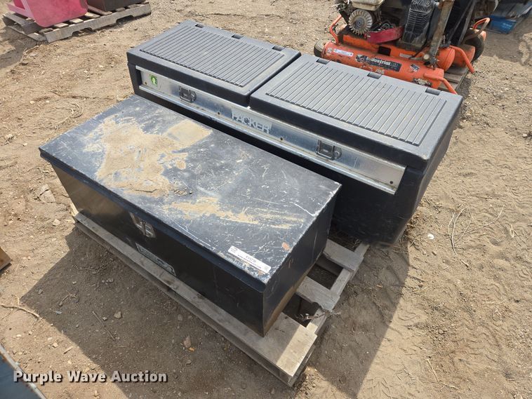 (2) toolboxes - EV5736